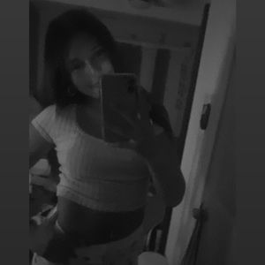 Meet your Posher, Dakota